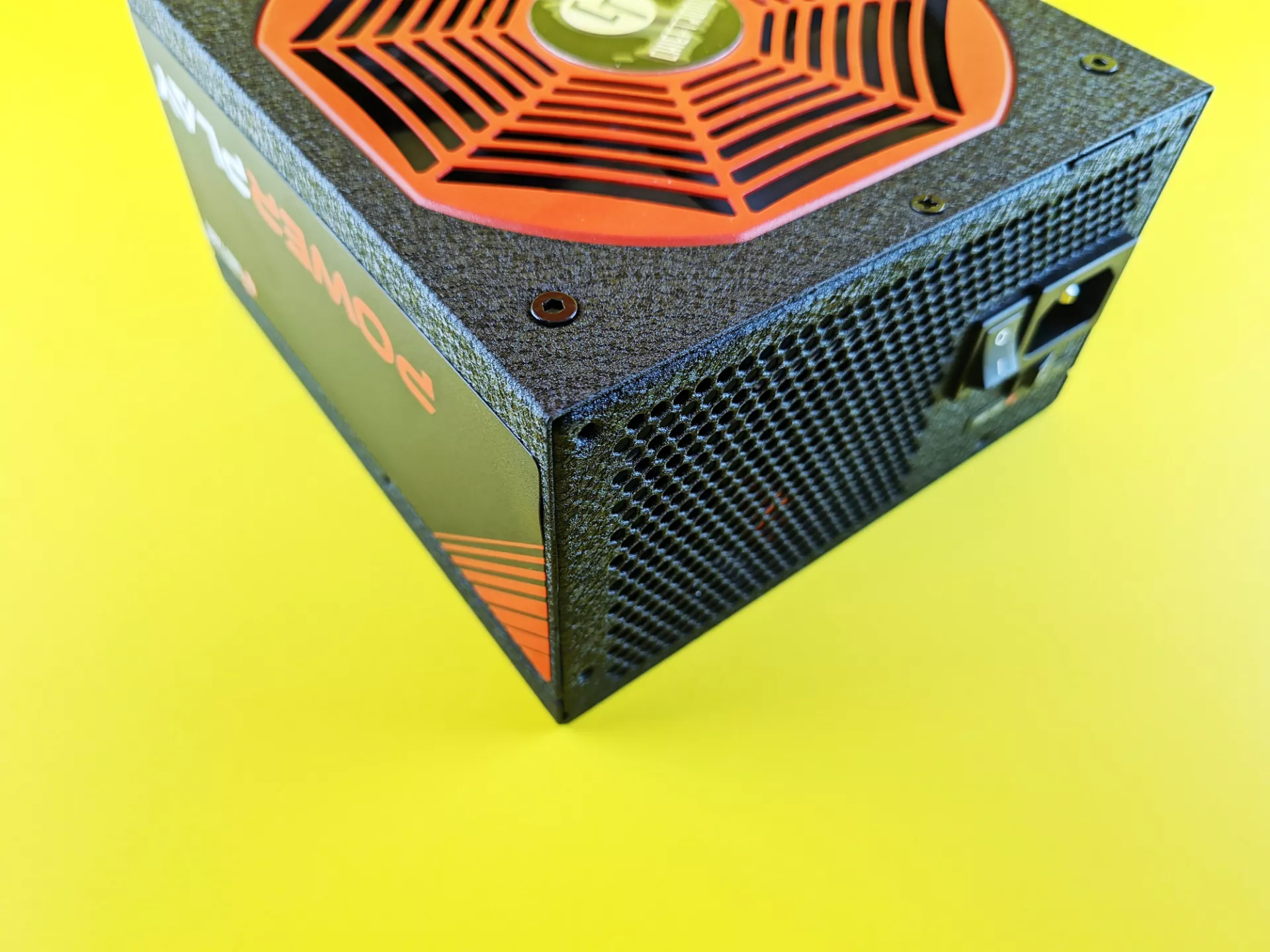 Тест-драйв блока питания Chieftronic Power Play GPU-850FC (850 W) 80 PLUS Platinum