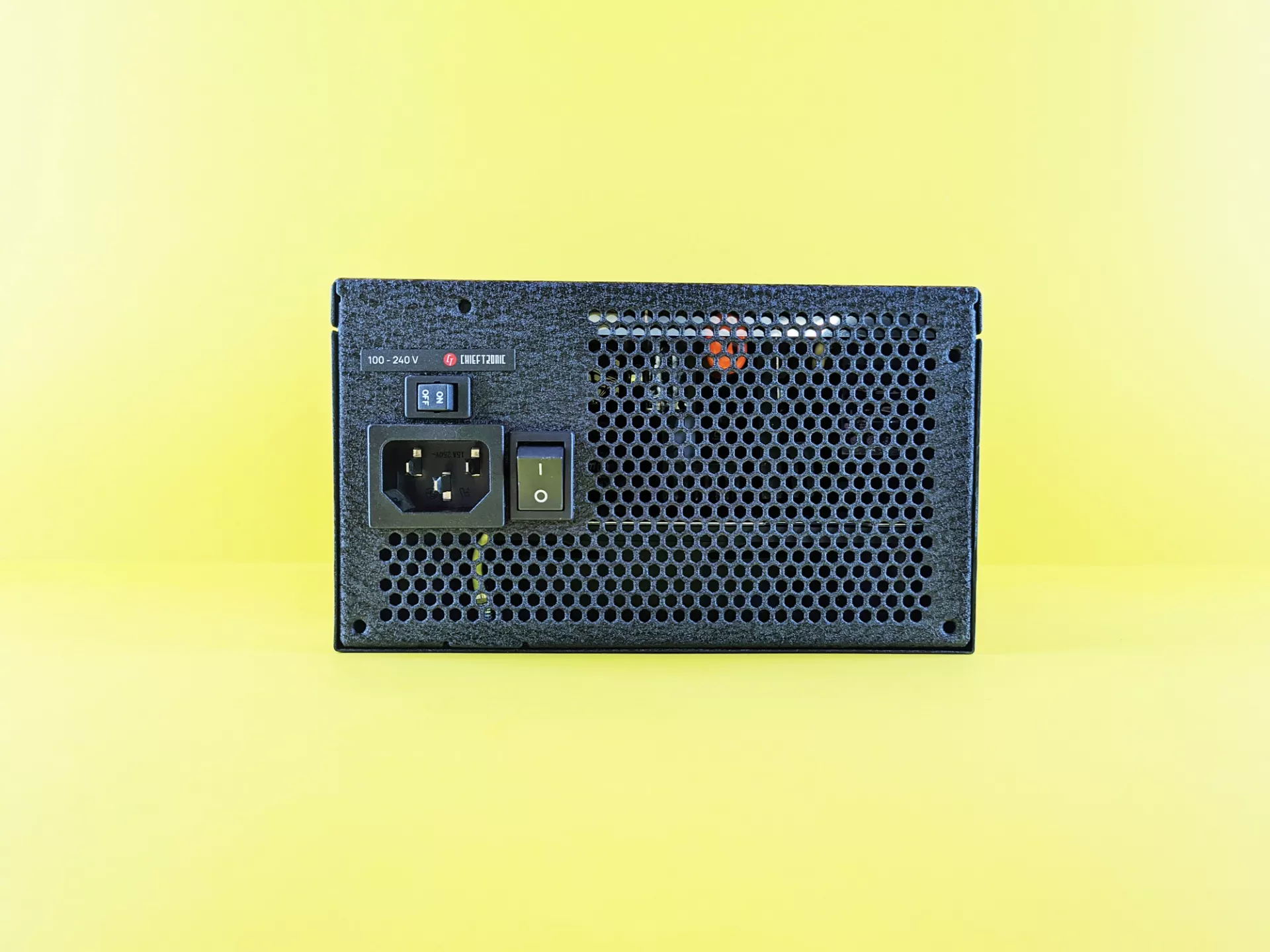 Тест-драйв блока питания Chieftronic Power Play GPU-850FC (850 W) 80 PLUS Platinum