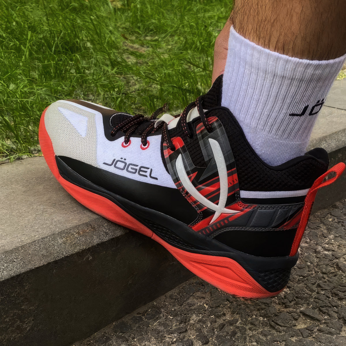 Российский бренд Jögel представил новые кроссовки для баскетбола